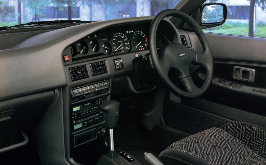 Панель приборов Toyota Sprinter Carib 1990 года  (фото 7 из 9)